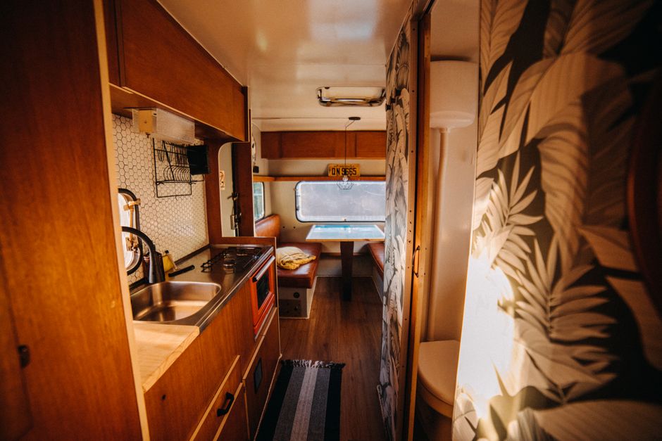 Moderne caravangordijnen met verduisterende eigenschappen